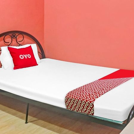 Solanos Transient House Hotel Pasay Bagian luar foto